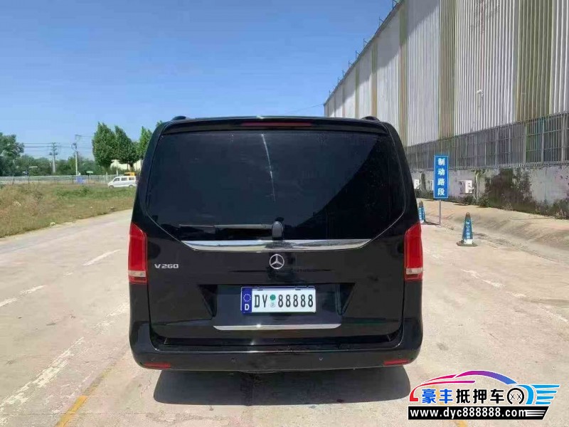 21年奔驰V轿车抵押车出售