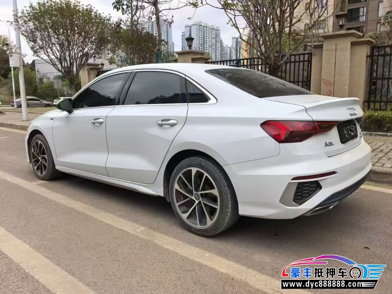 22年奥迪A3轿车抵押车出售