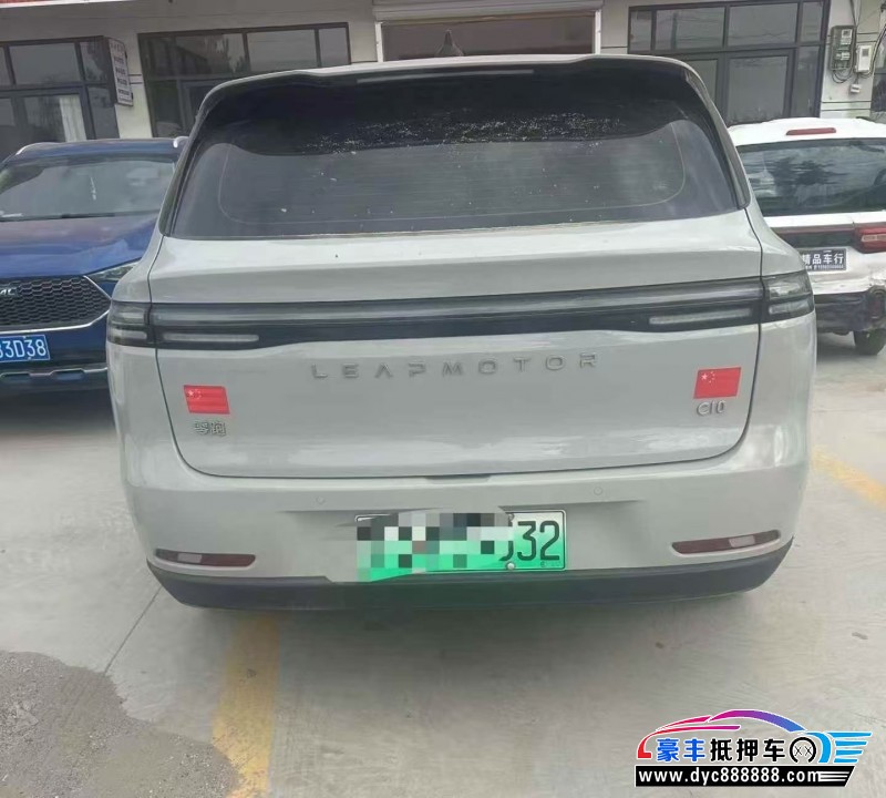 24年零跑C10轿车抵押车出售