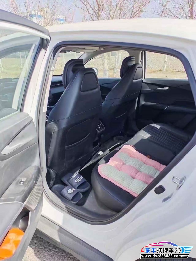 24年长安逸动轿车抵押车出售