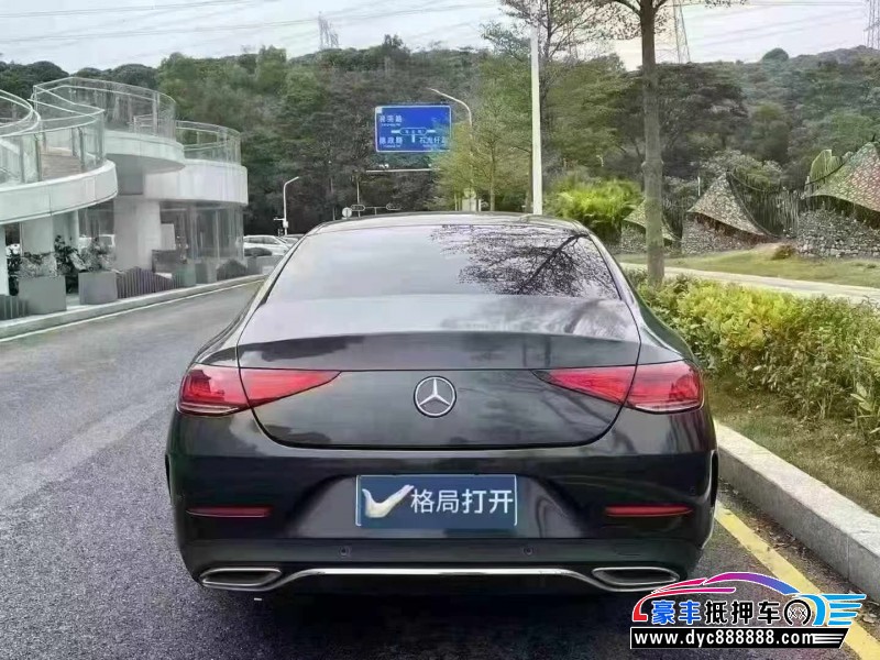 19年奔驰CLS轿车抵押车出售
