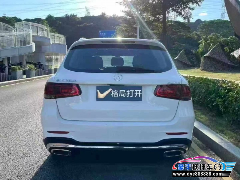 22年奔驰GLC轿车抵押车出售
