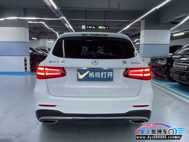 16年奔驰GLC轿车抵押车出售