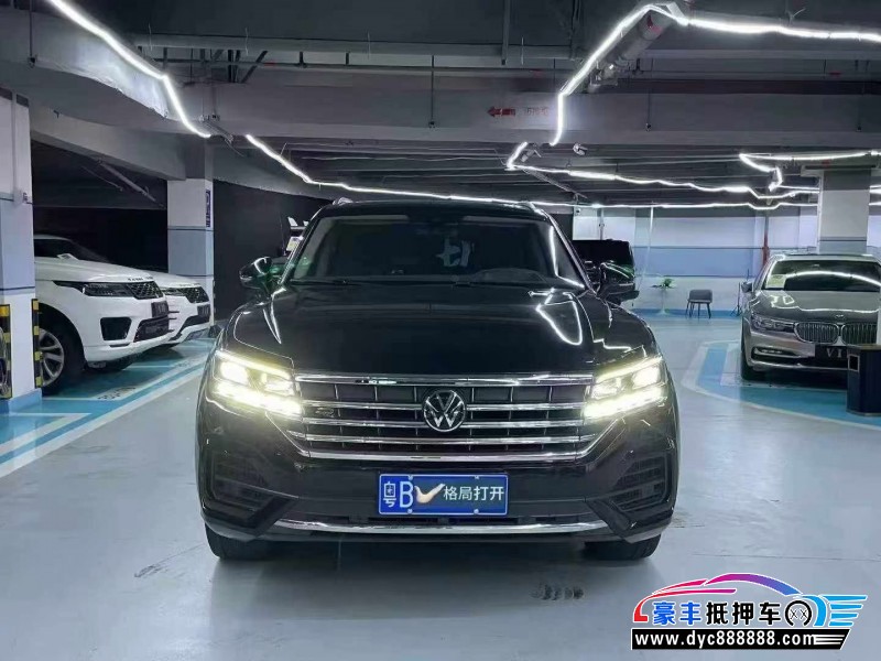 22年大众途锐轿车抵押车出售