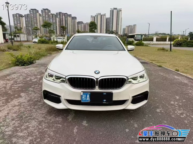 18年宝马5系轿车抵押车出售