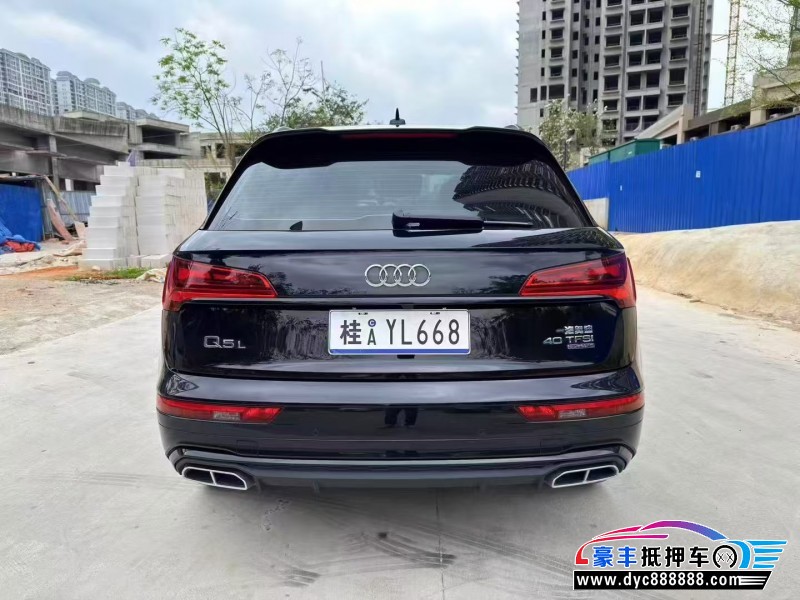 24年奥迪Q5轿车抵押车出售