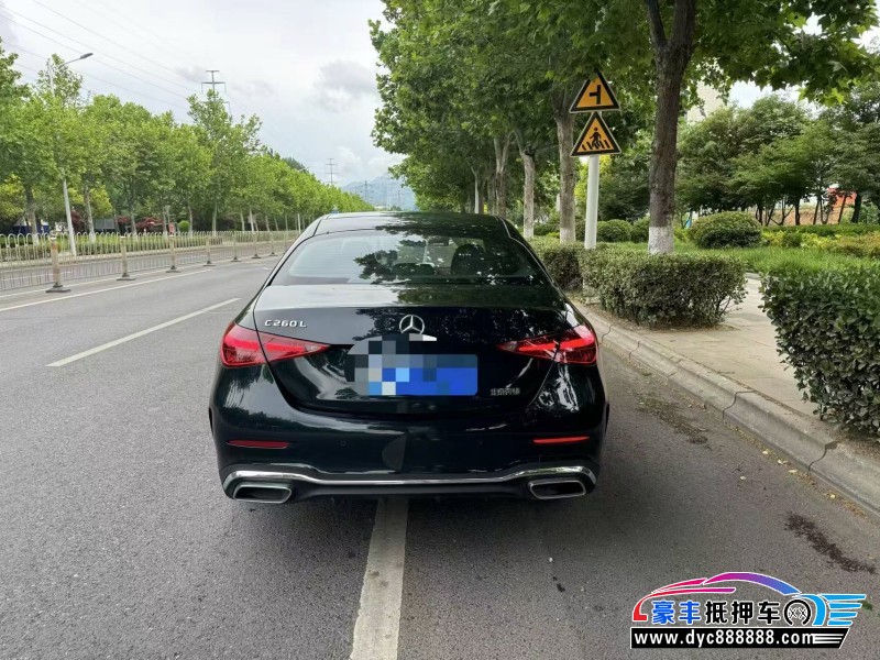 22年奔驰C轿车抵押车出售