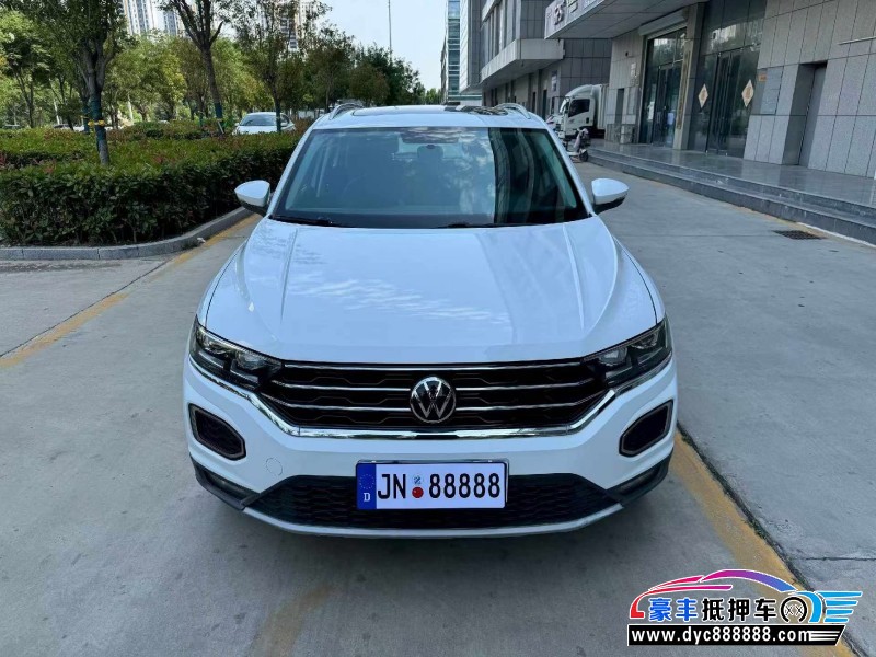 抵押车出售19年大众探歌轿车