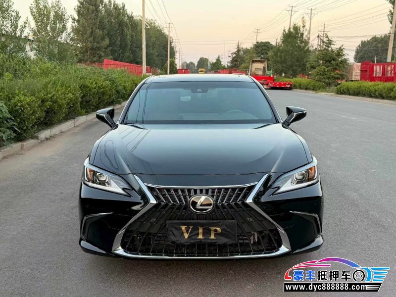 抵押车出售23年雷克萨斯ES轿车