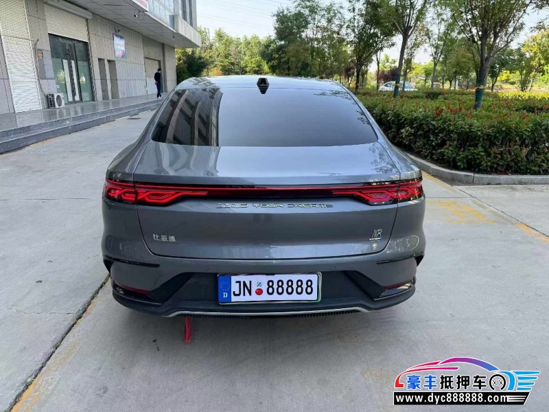 25年比亚迪汉轿车抵押车出售