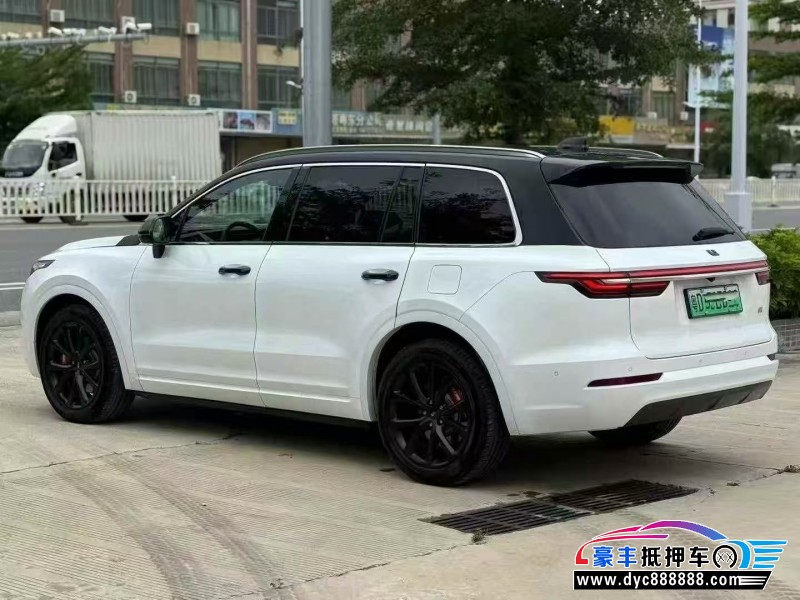 23年理想ONE轿车抵押车出售