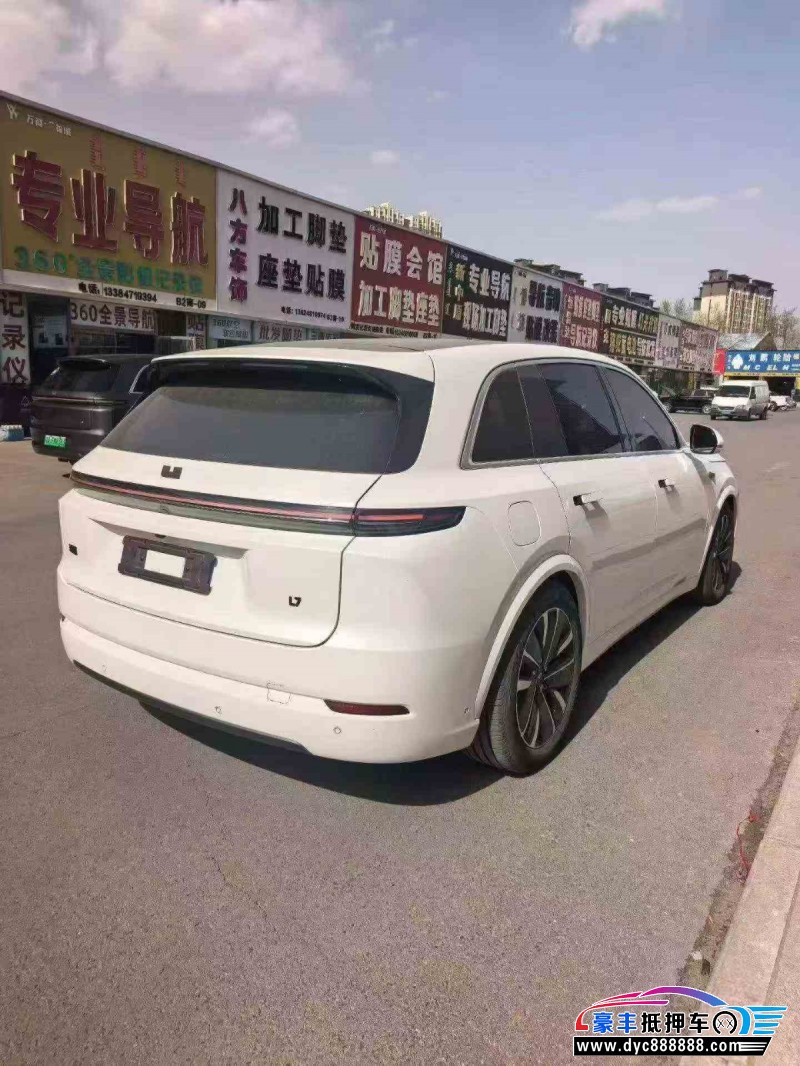 25年理想L7轿车抵押车出售