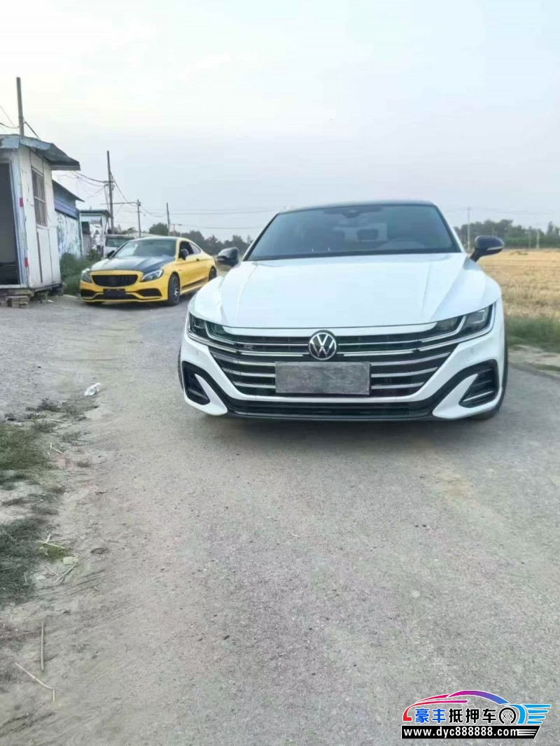 抵押车出售23年大众CC轿车