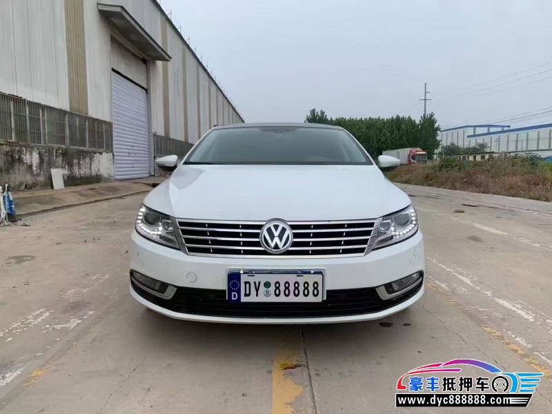 抵押车出售17年大众CC轿车