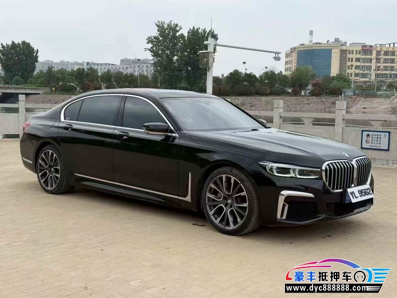 20年宝马7系轿车抵押车出售