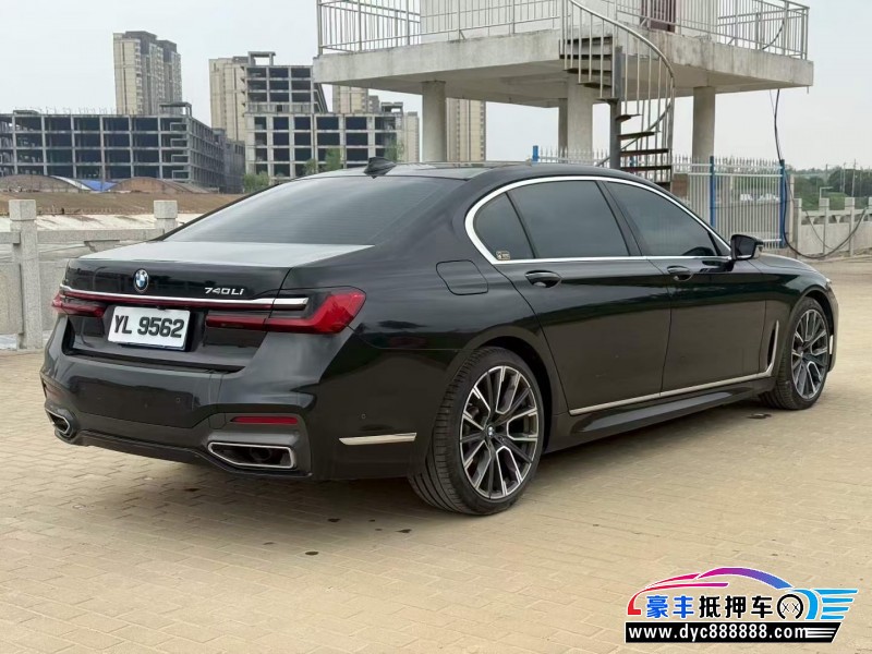 20年宝马7系轿车抵押车出售