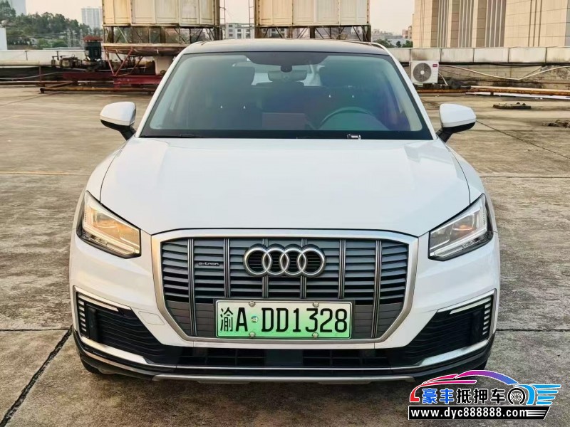 抵押车出售20年奥迪Q2轿车