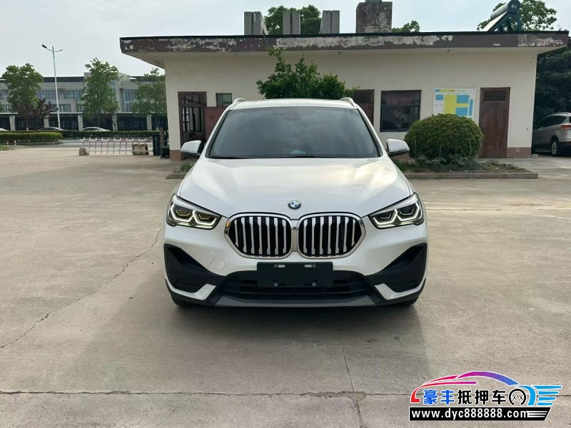 22年宝马X1SUV抵押车出售