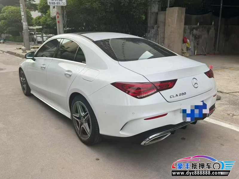 21年奔驰CLA轿车抵押车出售