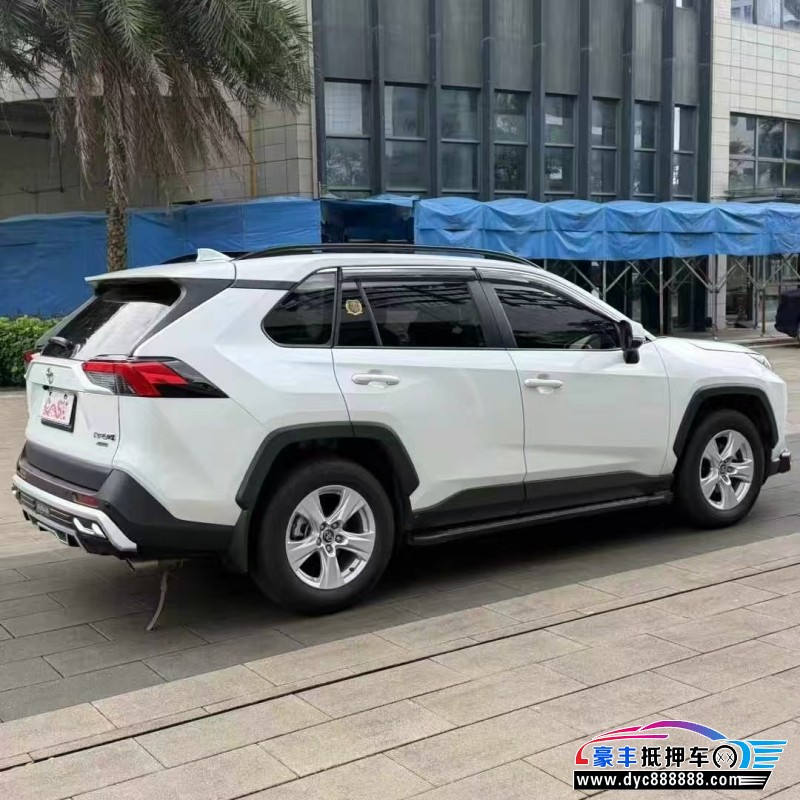23年丰田RAV4轿车抵押车出售