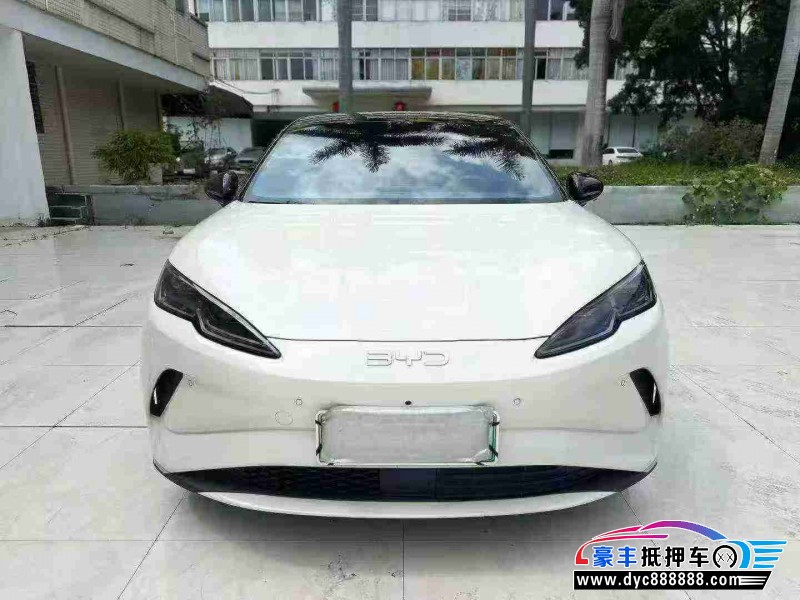 25年比亚迪海豹轿车抵押车出售