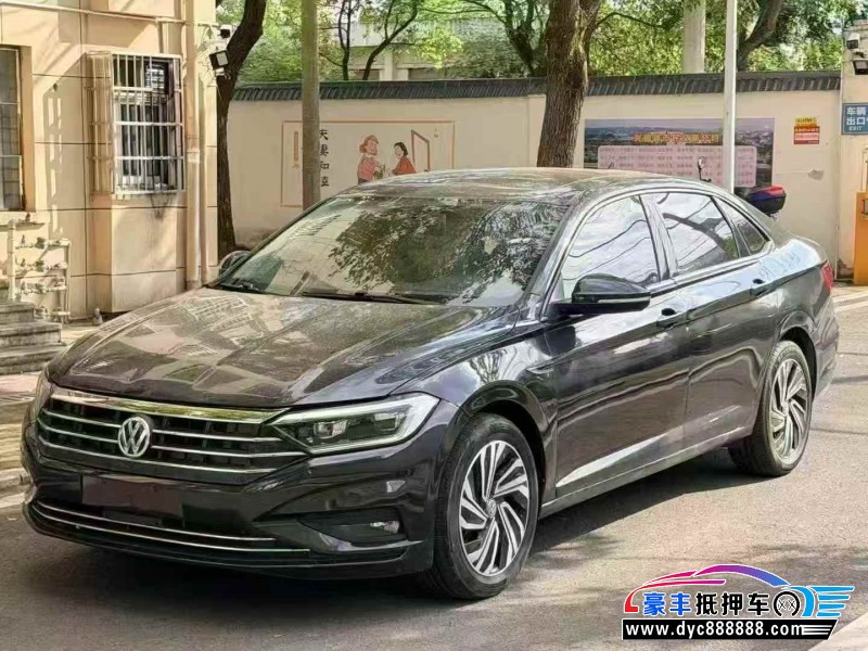 22年大众速腾轿车抵押车出售