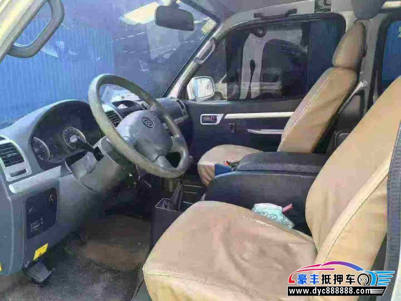 21年金杯海狮轿车抵押车出售