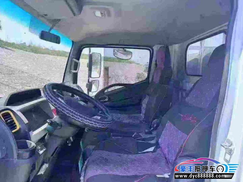 24年东风多利卡轿车抵押车出售