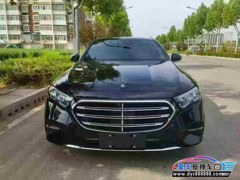 25年奔驰E轿车抵押车出售