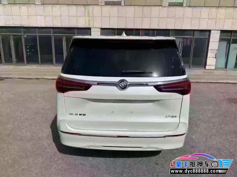 25年别克GL8轿车抵押车出售