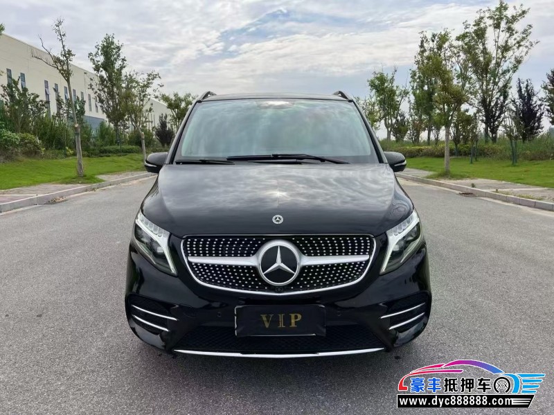 22年奔驰V轿车抵押车出售