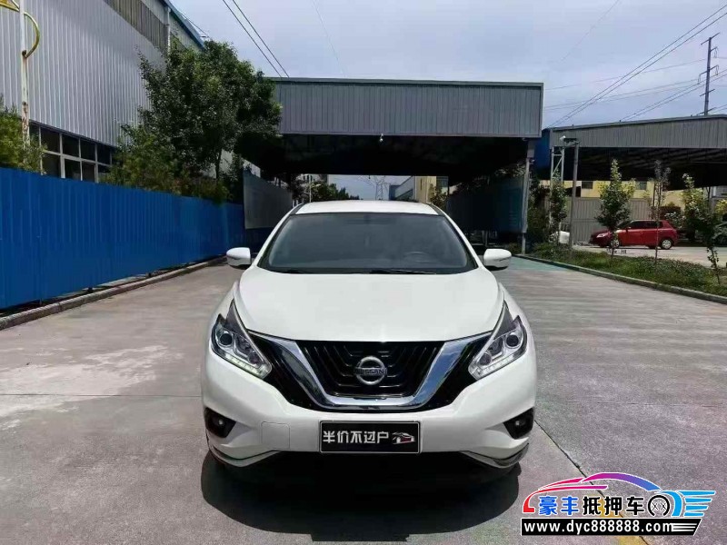 抵押车出售23年日产楼兰轿车