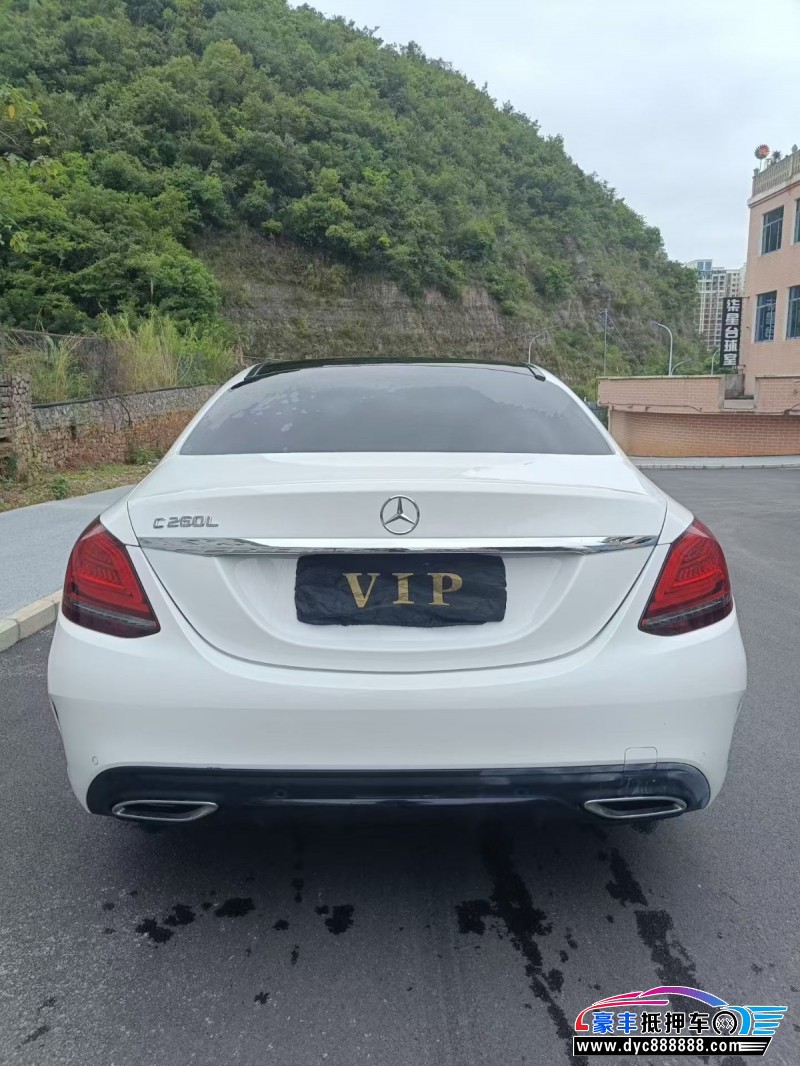 20年奔驰C轿车抵押车出售
