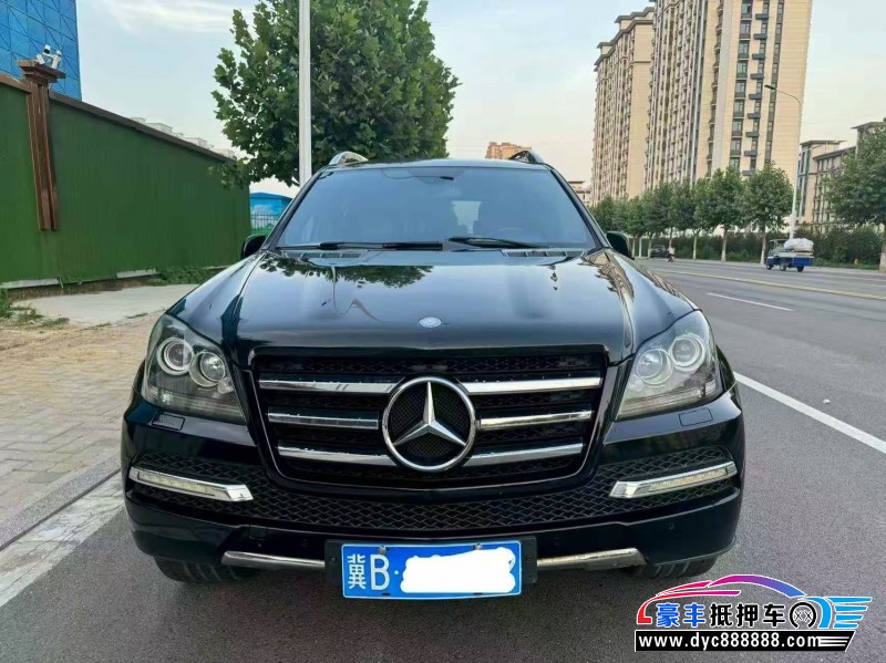 12年奔驰GL轿车抵押车出售