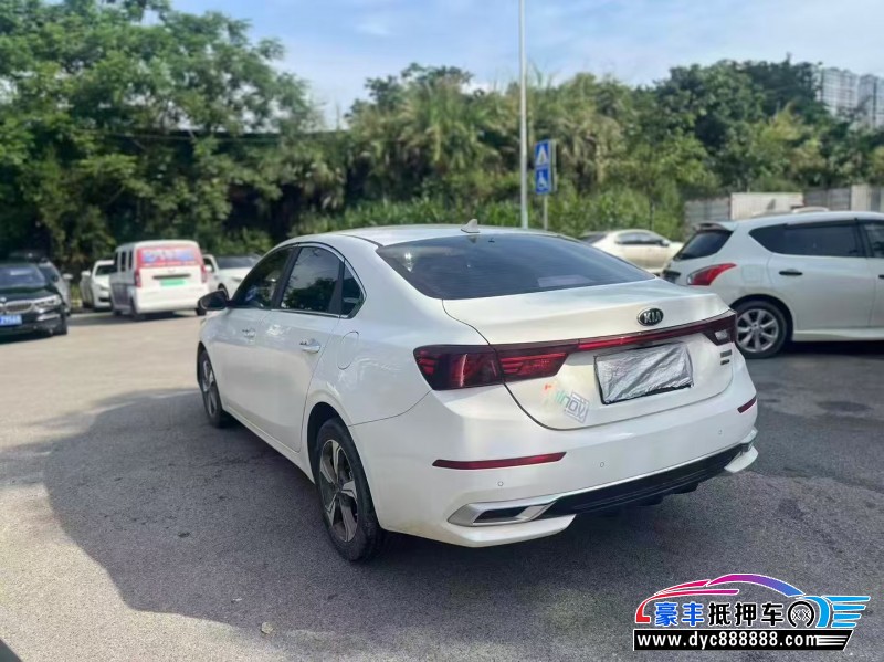 20年起亚K3轿车抵押车出售