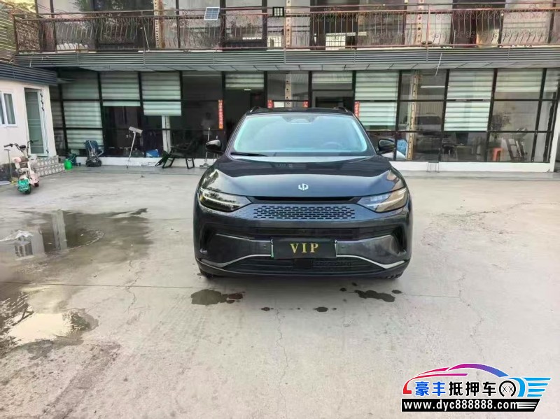 25年零跑C11轿车抵押车出售