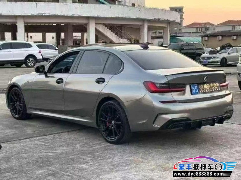 22年宝马3系轿车抵押车出售