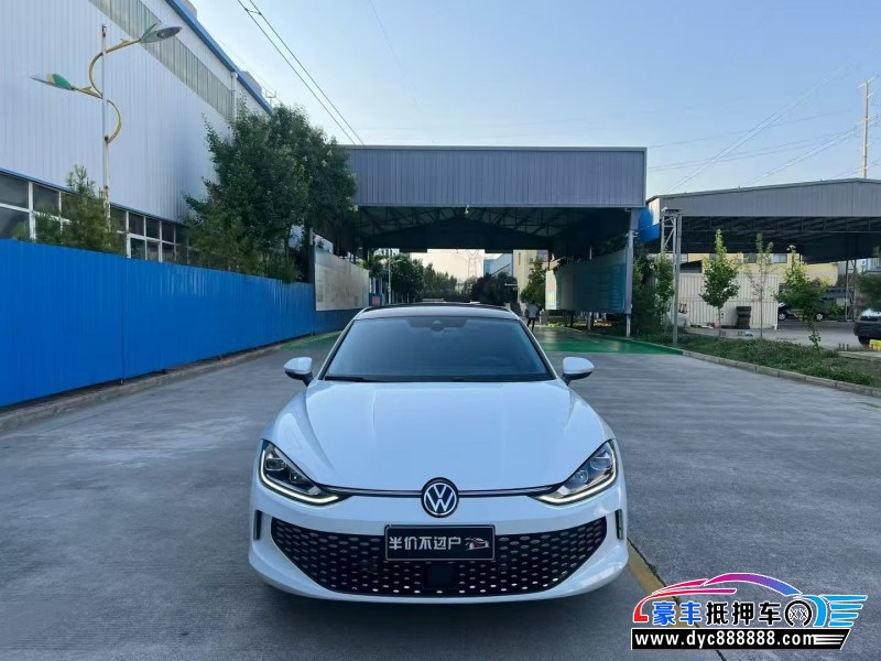 抵押车出售25年大众凌渡轿车