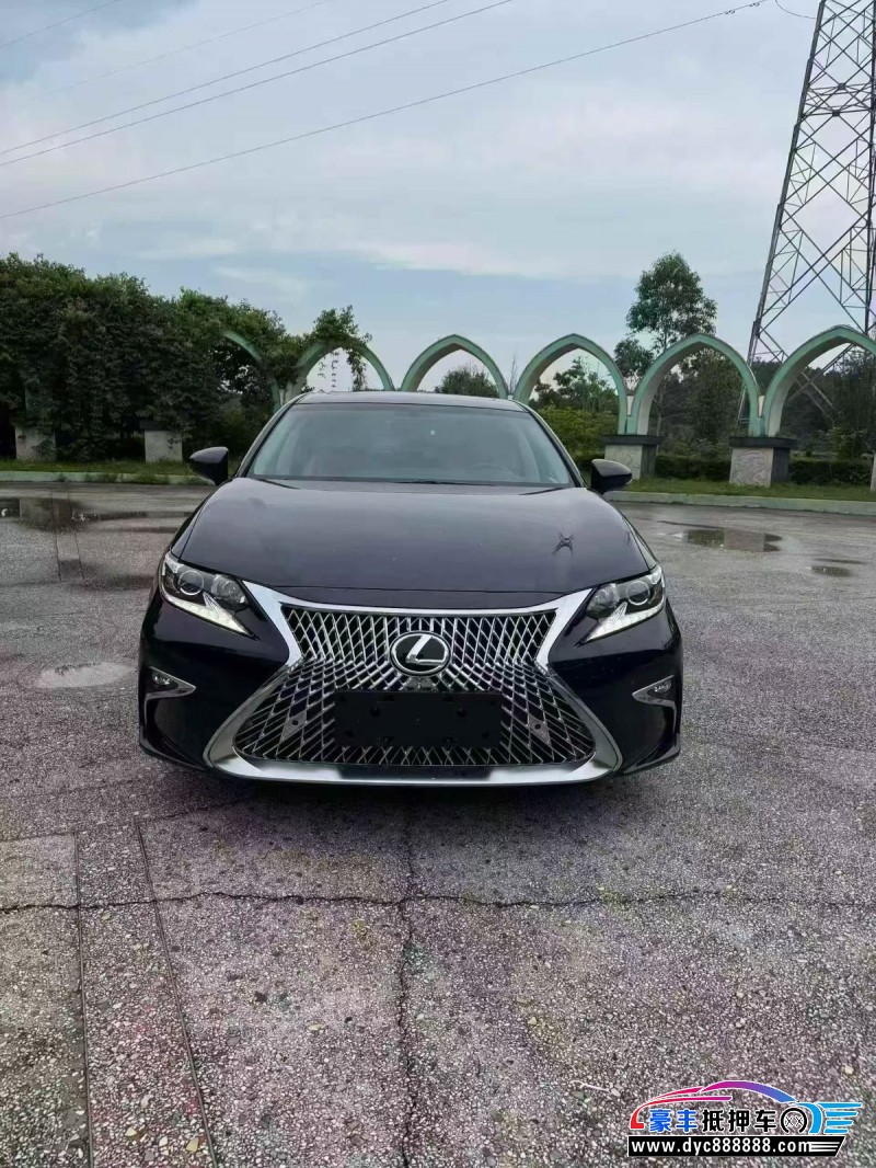 抵押车出售18年雷克萨斯ES轿车