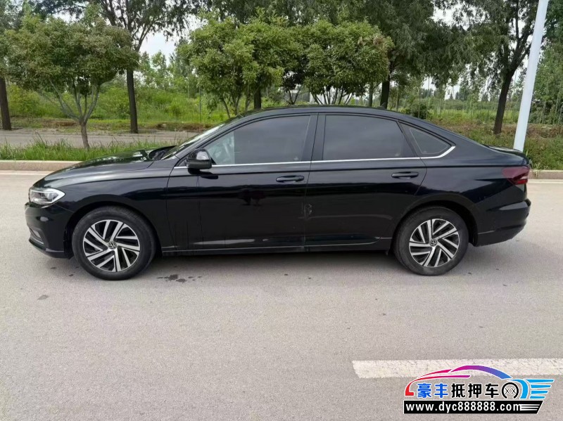 22年大众朗逸轿车抵押车出售