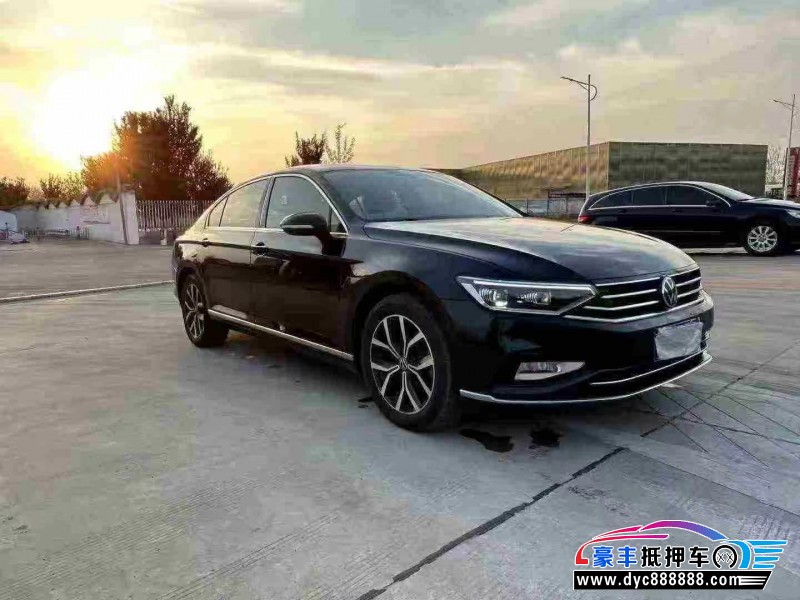 22年大众迈腾轿车抵押车出售