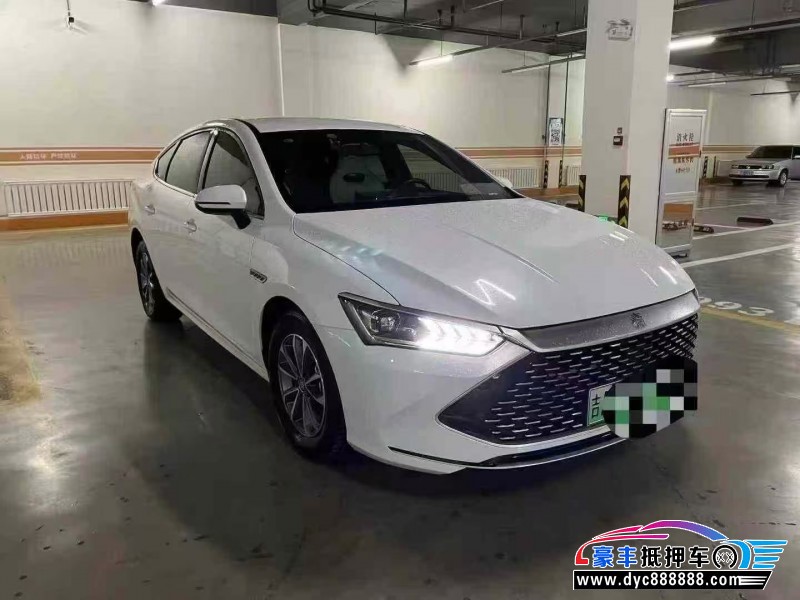 25年比亚迪秦轿车抵押车出售