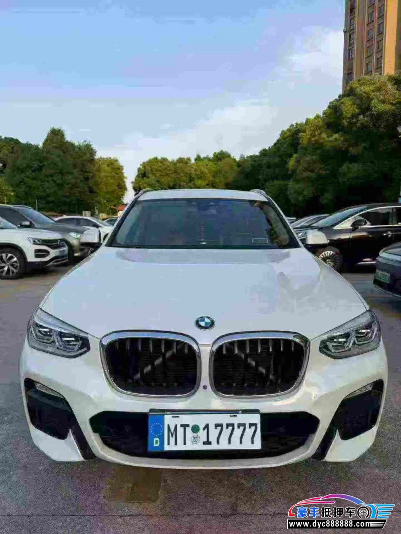 抵押车出售19年宝马X3轿车