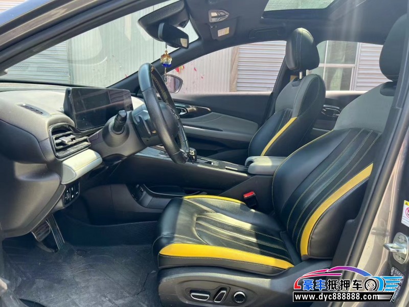 22年传祺影豹轿车抵押车出售
