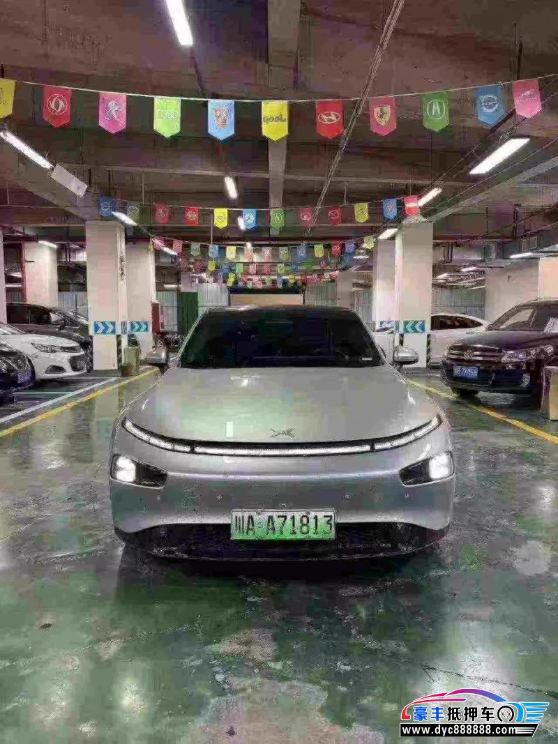 抵押车出售25年小鹏P7轿车