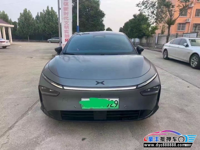 抵押车出售25年小鹏P7轿车
