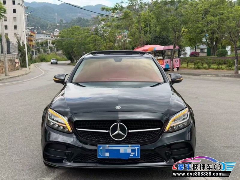 22年奔驰C轿车抵押车出售
