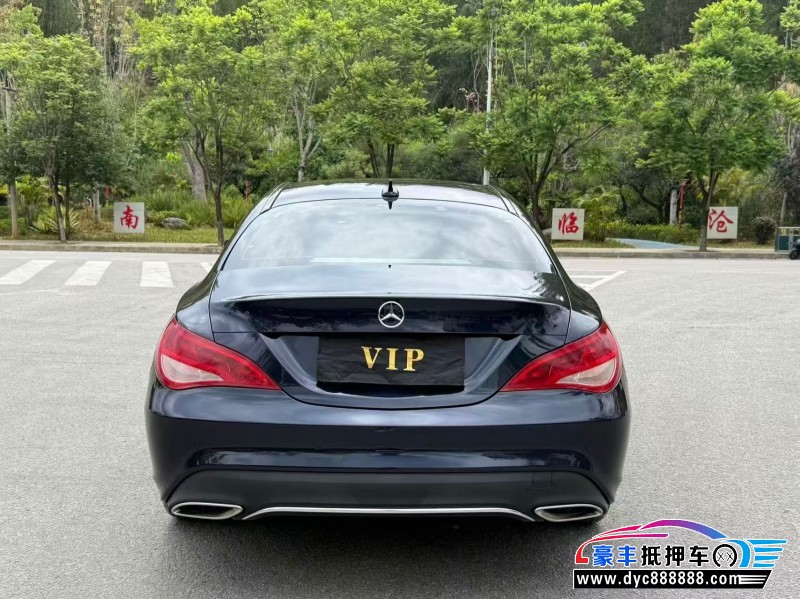 18年奔驰CLA轿车抵押车出售