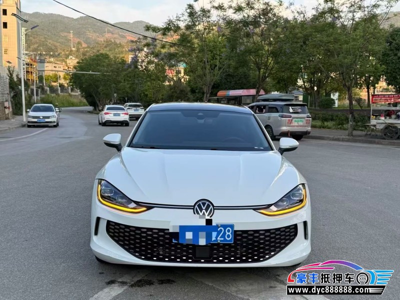 24年大众凌渡轿车抵押车出售
