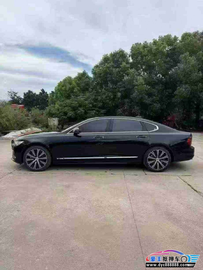 23年沃尔沃S90轿车抵押车出售